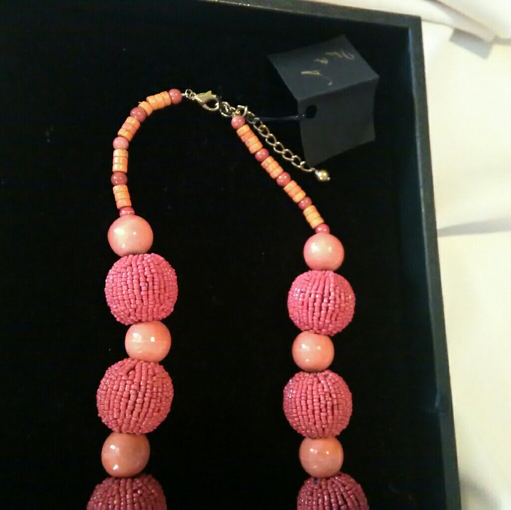 Necklace - Picture 2 of 3